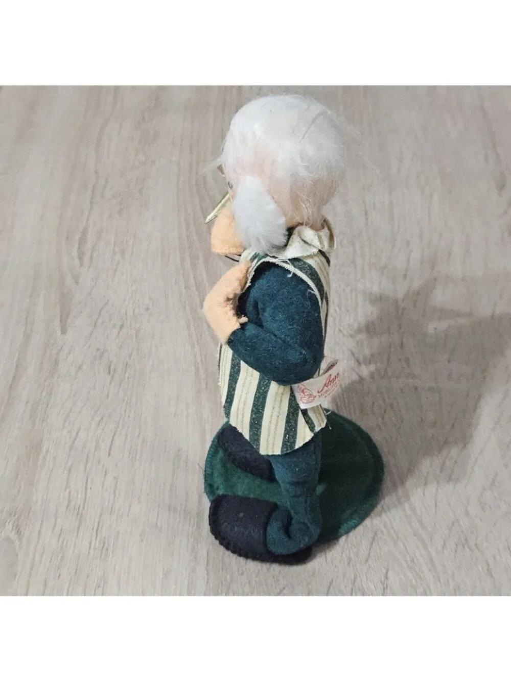 Vintage 1999 Annalee Doll Santa Claus Felt Figurine Christmas Holiday Decor 8in